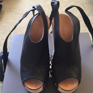 Chloe leather sandal
